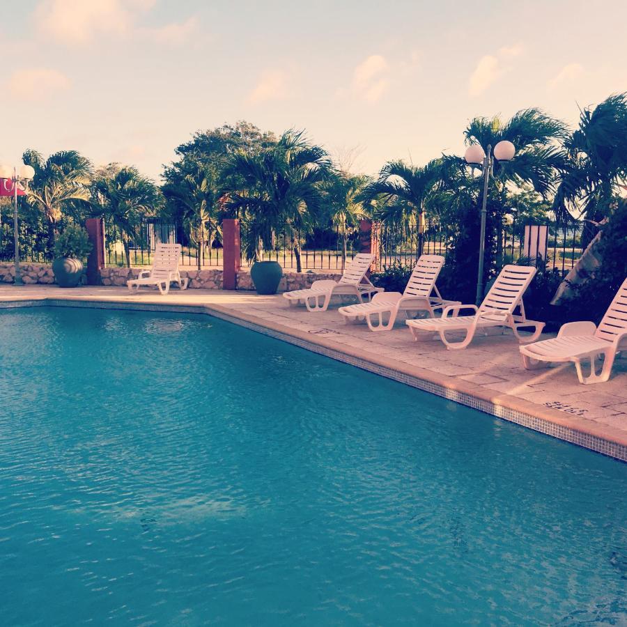 Hector Suites & Beach Hotel Curacao ภายนอก รูปภาพ